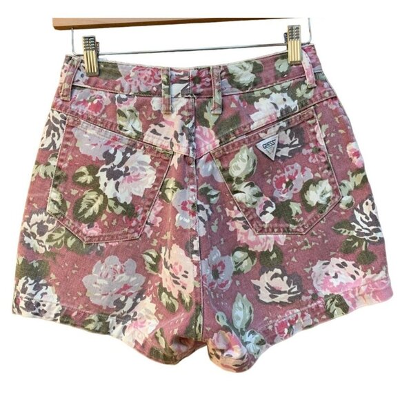 Vintage 80s GUESS Womens High Waist Floral Pink Denim Shorts Size 29 / 25" Waist - Picture 2 of 7